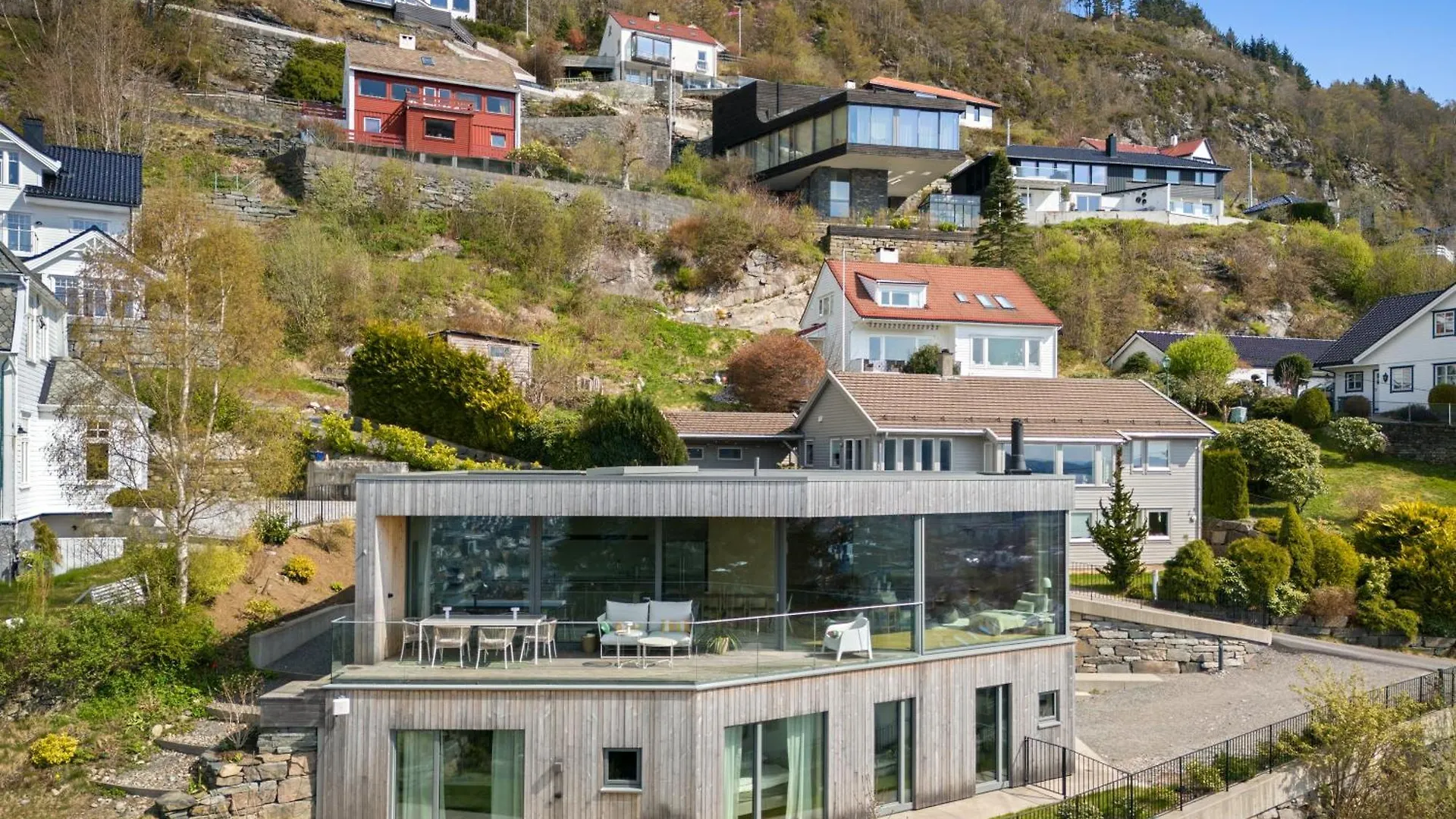 Amazing View - 5 Bedrooms - New House - Modern And Exclusive Bergen